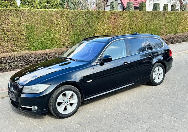 BMW Seria 3 cena 22900 przebieg: 298000, rok produkcji 2011 z Lwówek małe 436